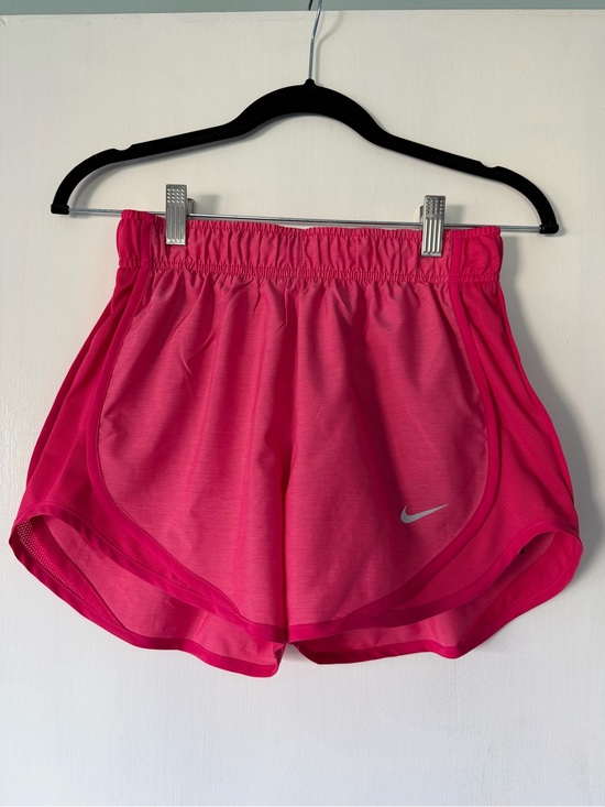 Nike Pants - Nike Women’s Tempo Dri-FIT Mid Rise 3-in. Brief-Lined Running Shorts. Size XS.